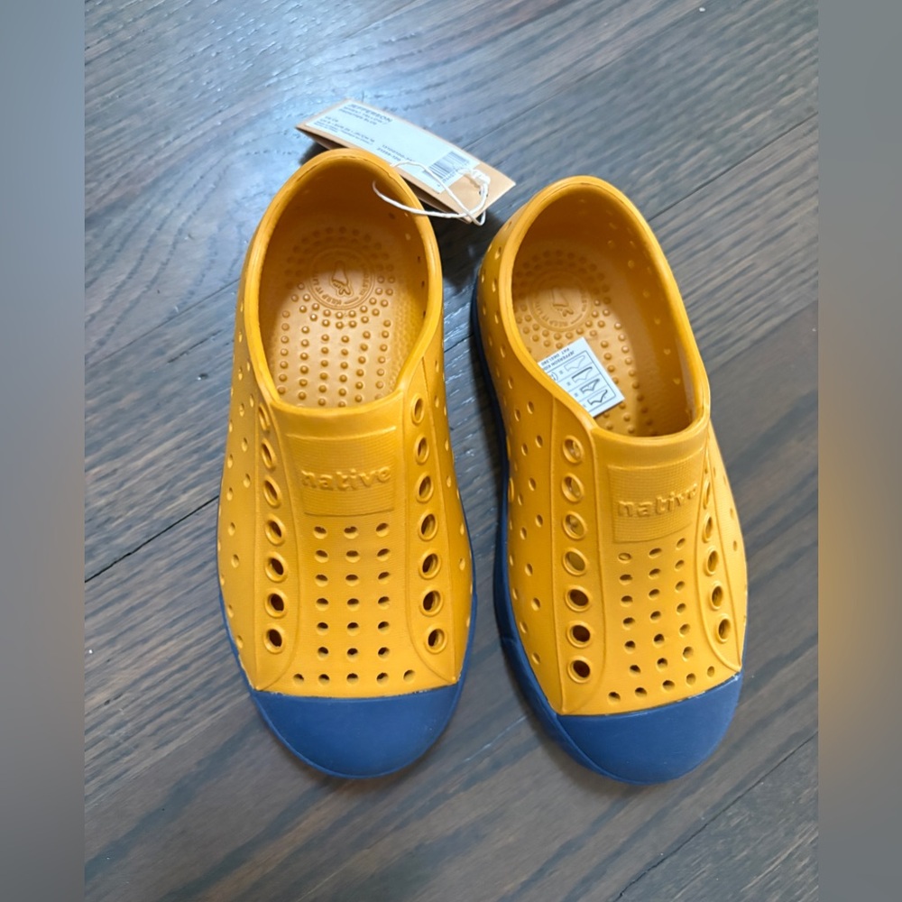 Native Kids Yellow and Blue Slip-On Water Shoes